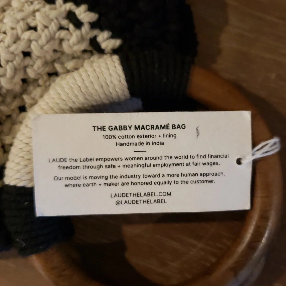 NWT! Curateur X Laude The Label Macramé Tote Bag w/ Wooden Handle (Retail $119)